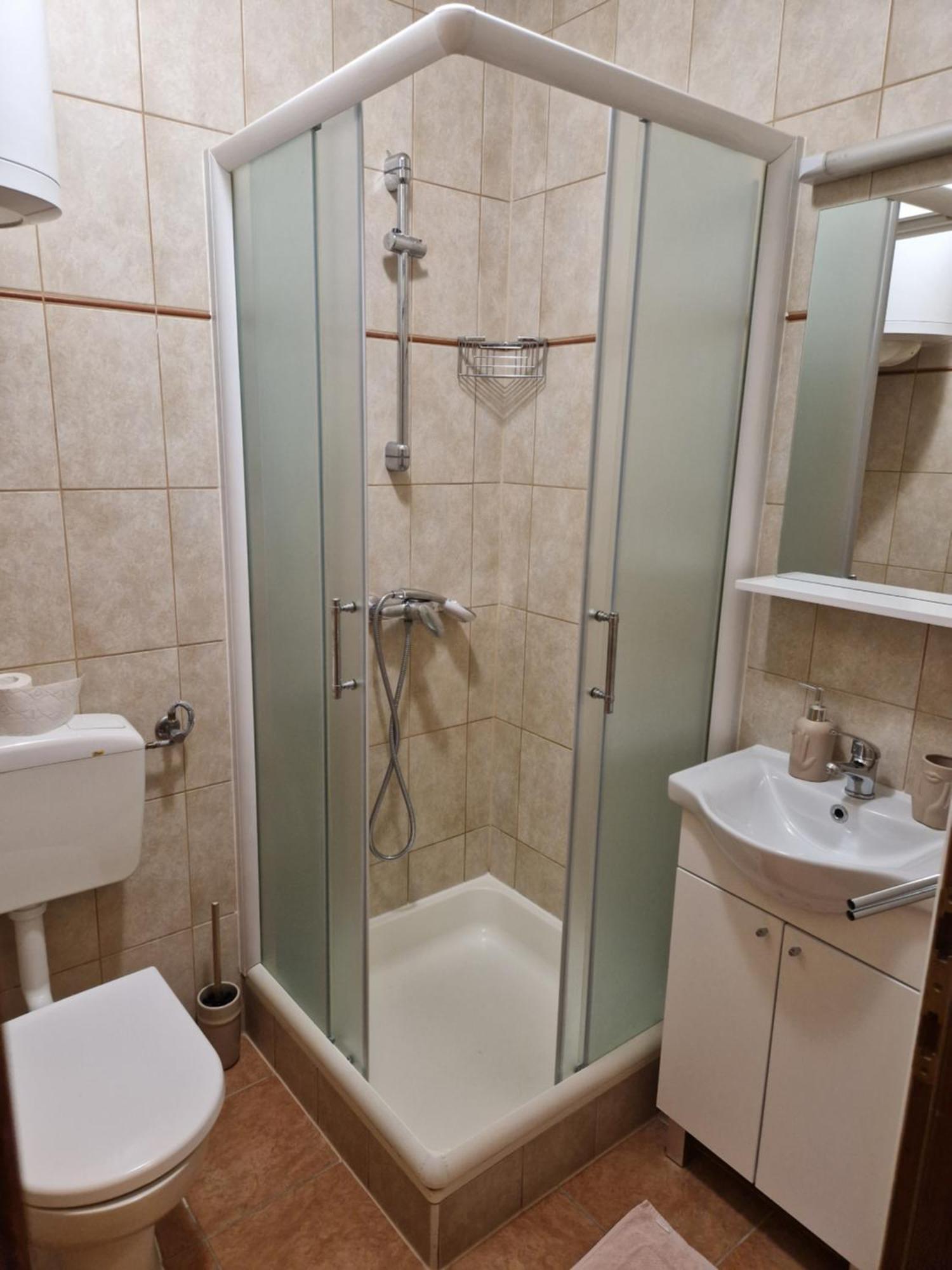 Apartment Matosic ซริกเวนิซา ภายนอก รูปภาพ