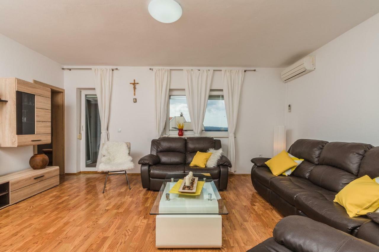 Apartment Matosic ซริกเวนิซา ภายนอก รูปภาพ